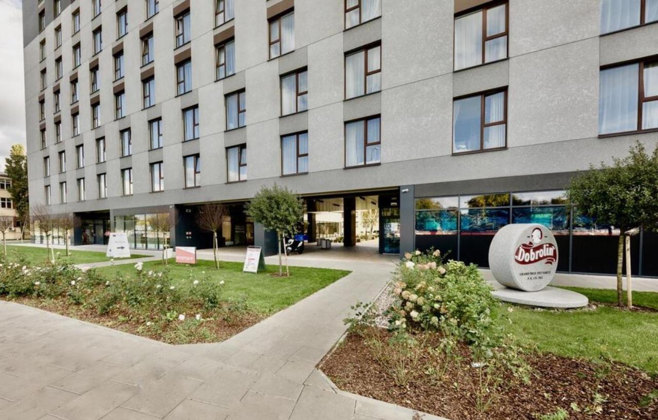 Apartment W Warszawie Dedykowany Parking Podziemny W Cenie, Wifi, Ac, Blisko Centrum New In Finished To A High Specification Fitted Out To A High Standard On The 7th Floor, Wifi, Underground Parking Price Included *